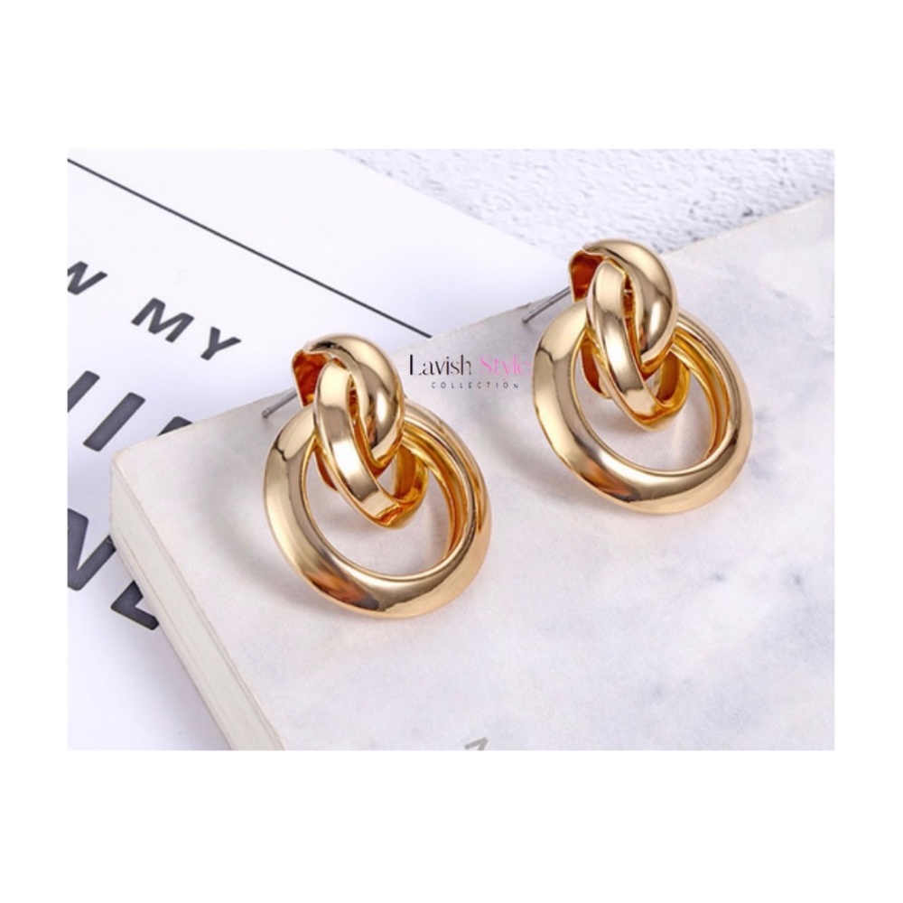 So Attached Round Earrings
